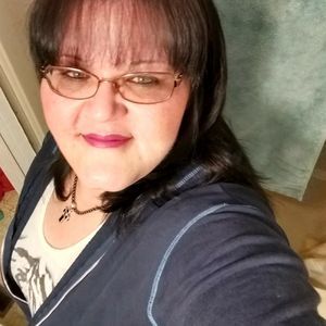 Meet your Posher, Joleen